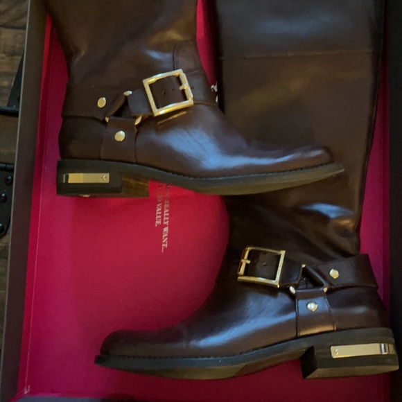Vince Camuto boots - Picture 2 of 4